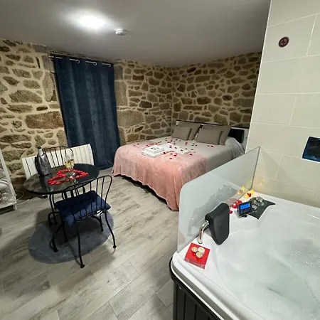 La Casita De Arribes 퍼모셀