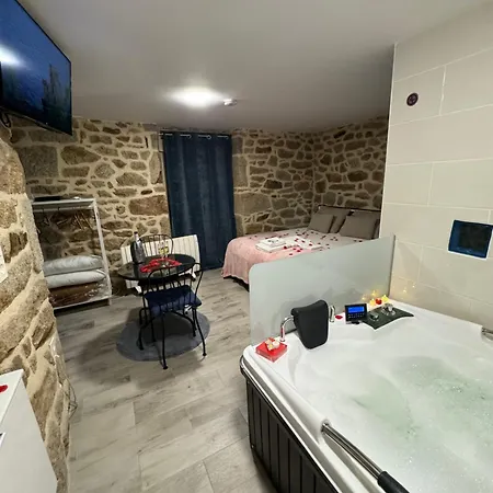 La Casita De Arribes 퍼모셀