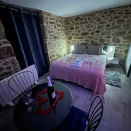 La Casita De Arribes 퍼모셀